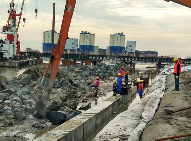 新员工工地纪实篇—横港沙固护二期先期工程项目